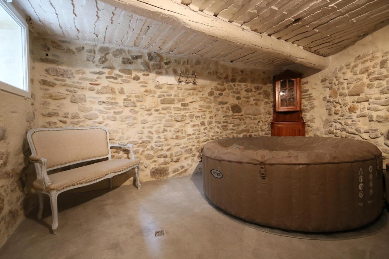 הוילה Le Bastidon De Louis, L'Isle Sur La Sorgue מראה חיצוני תמונה