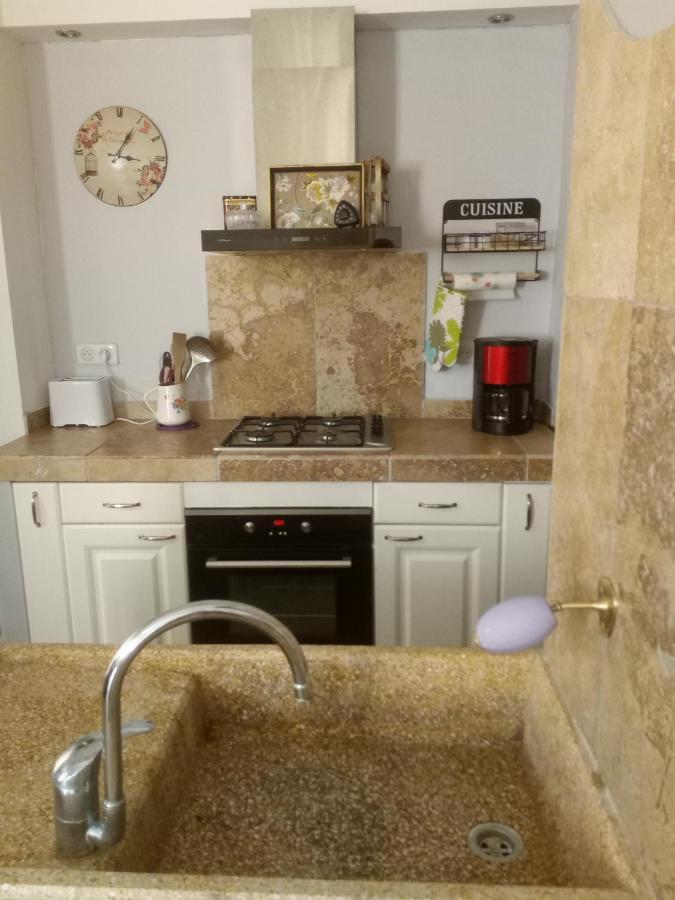 הוילה Le Bastidon De Louis, L'Isle Sur La Sorgue מראה חיצוני תמונה