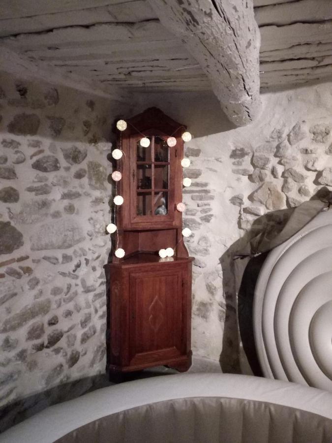 הוילה Le Bastidon De Louis, L'Isle Sur La Sorgue מראה חיצוני תמונה