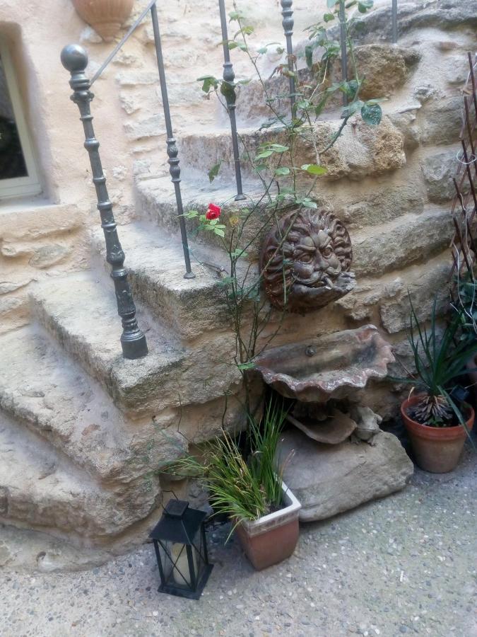 הוילה Le Bastidon De Louis, L'Isle Sur La Sorgue מראה חיצוני תמונה