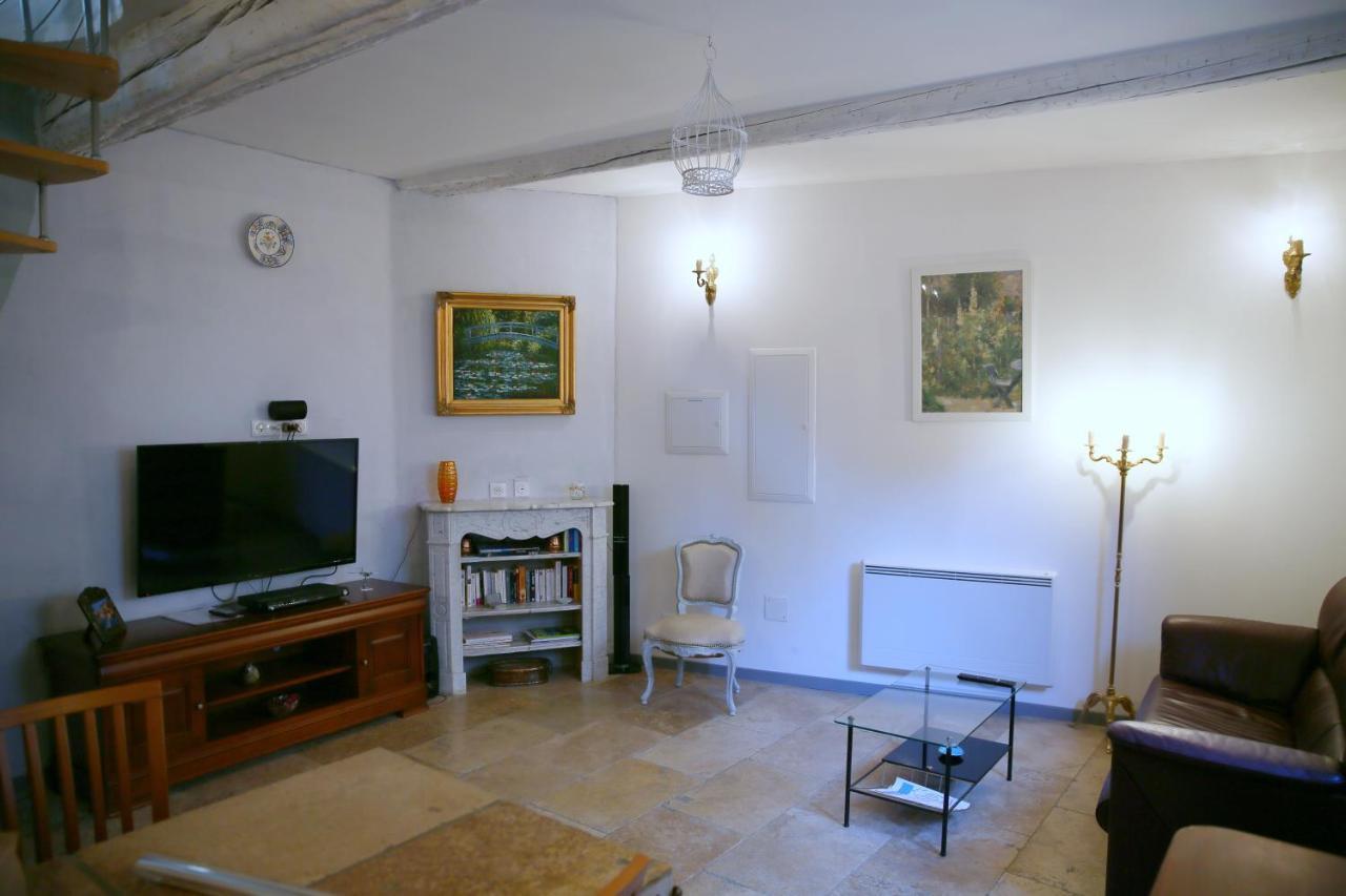 הוילה Le Bastidon De Louis, L'Isle Sur La Sorgue מראה חיצוני תמונה